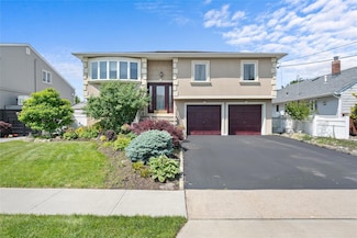 67 Greatwater Ave, Massapequa, NY 11758