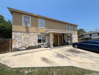 6707 Brothers Ln, San Antonio, TX 78239