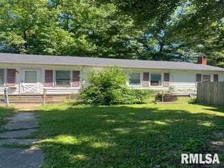 61 Orchard Dr Unit 62, Herrin, IL 62948