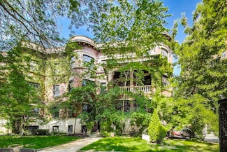 5502 S Hyde Park Blvd Unit 2, Chicago, IL 60637