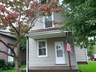 1301 17th St SW, Canton, OH 44706