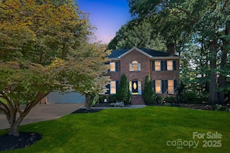 2640 Petersburg Ct, Gastonia, NC 28056