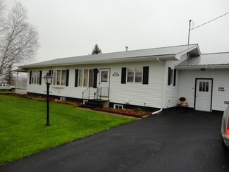 353 W Berkshire Rd, Enosburg Falls, VT 05450