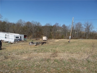 2121 Burnfield Rd, Vincent, OH 45784