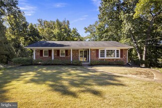 9215 Volunteer Dr, Alexandria, VA 22309