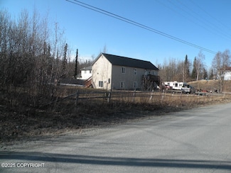 764 N Peck St, Wasilla, AK 99654