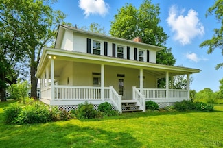 5416 Edwardsville Rd, Clarksville, OH 45113