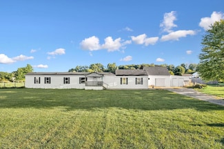 2001 Justin Ln, Bethel, OH 45106