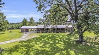 2315 Young Crossing Rd, Louisville, MS 39339