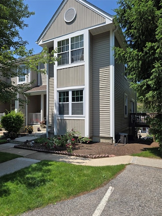 29 Stone Creek Ln, Briarcliff Manor, NY 10510