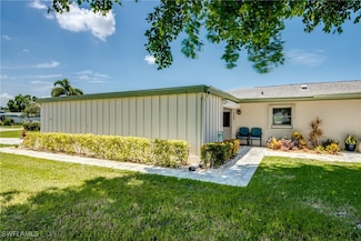 5540 Westwind Ln, Fort Myers, FL 33919