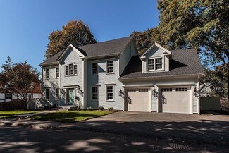 16 Thistle Ave, Milton, MA 02186