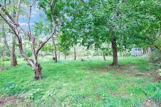965 Breakwater Rd, Mattituck, NY 11952