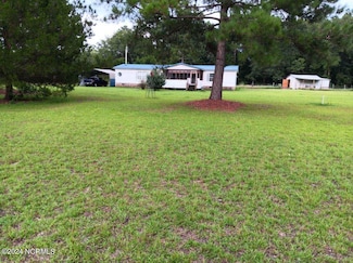158 Hampton Cir, Blenheim, SC 29516