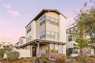 751 Benchmark, Irvine, CA 92618