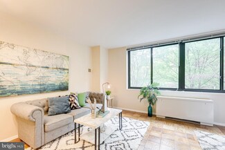 2030 F St NW Unit 207, Washington, DC 20006
