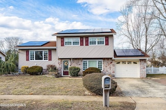 9 Rhode Island Dr, Jackson, NJ 08527