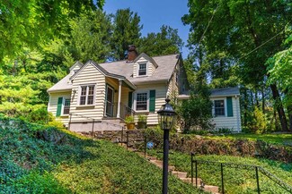 28 Watertown St, Lexington, MA 02421