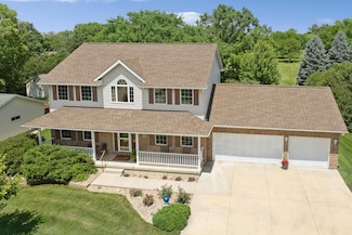 219 Cordoba Ave, Cedar Falls, IA 50613