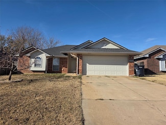 9401 Buttonfield Ave, Moore, OK 73160