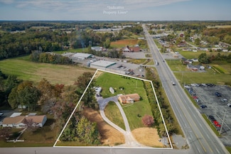 401 Whaley St, Smithville, TN 37166