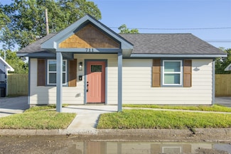 711 Hamon Dr, Pasadena, TX 77506