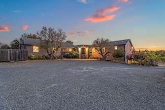 3893 Peach Dr, Loomis, CA 95650
