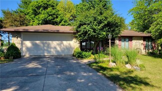 603 Country Hills Dr, Churubusco, IN 46723