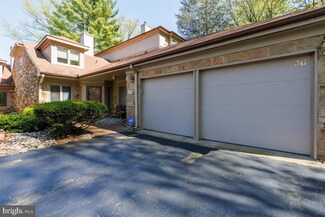 36 Marvin Ct, Lawrence Township, NJ 08648