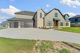 6416 S 59th St, Rogers, AR 72758