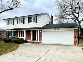 3040 Alden Dr, Sterling Heights, MI 48310