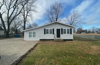 716 C St, Bethalto, IL 62010