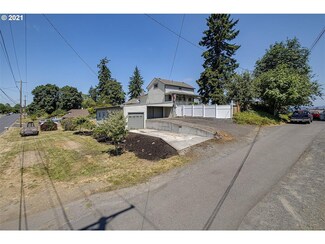 112 W 10th St, Rainier, OR 97048