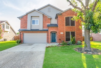 2113 Parkside Dr, Little Elm, TX 75068
