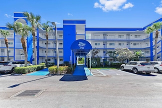 4734 Lucerne Lakes Blvd E Unit 302, Lake Worth, FL 33467
