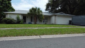 4006 Highgate Dr, Valrico, FL 33594