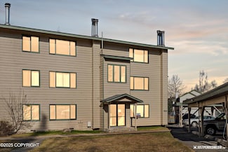 355 Donna Dr Unit 18, Anchorage, AK 99504