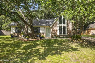 7025 Red Bud Ln, Ocean Springs, MS 39564