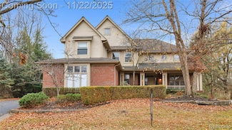 6621 Glenshaw Ct, West Bloomfield, MI 48322