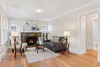 2711 Robbins St, Minneapolis, MN 55410