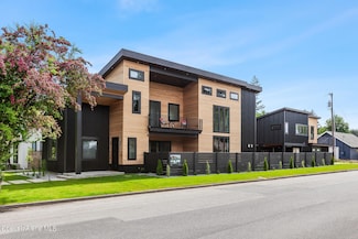 301 S 17th St, Coeur D Alene, ID 83814