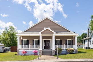405 Church St, Blackstone, VA 23824