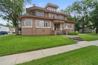 323 S Central Ave, Richland Center, WI 53581