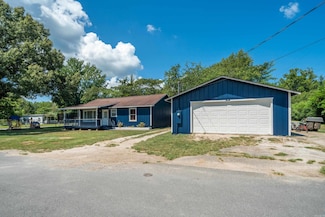 117 9th Ave, Mountain Pine, AR 71956
