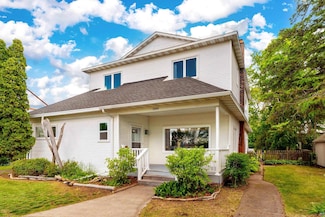 3324 Minnesota Ave, Duluth, MN 55802