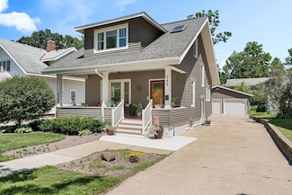 248 E School St, Owatonna, MN 55060