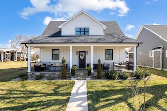 706 Elmwood Ave, Lynchburg, VA 24503