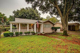 328 Frontier St, River Oaks, TX 76114