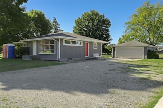 54971 Ivy Ct, South Bend, IN 46637