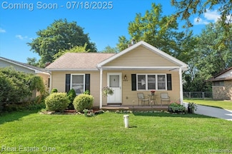 8464 Carols Dr, Brighton, MI 48114